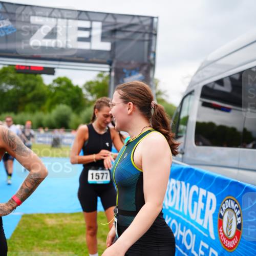 30.08.2026 - Elbe Triathlon Hamburg LAZAROV Photography http://msf.ph/oto/10064550 30.08.2026 12:05:40 Ziel 564, 1475, 1508 meine-sportfotos.de