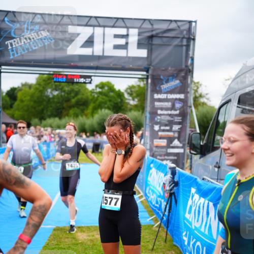 30.08.2026 - Elbe Triathlon Hamburg LAZAROV Photography http://msf.ph/oto/10064553 30.08.2026 12:05:42 Ziel 564, 1475, 1508 meine-sportfotos.de