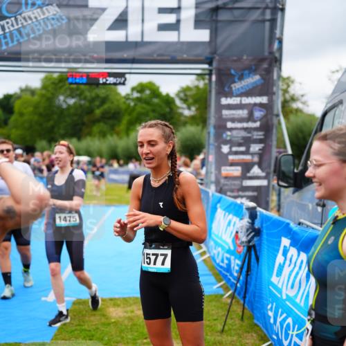 30.08.2026 - Elbe Triathlon Hamburg LAZAROV Photography http://msf.ph/oto/10064557 30.08.2026 12:05:43 Ziel 564, 1475, 1508 meine-sportfotos.de