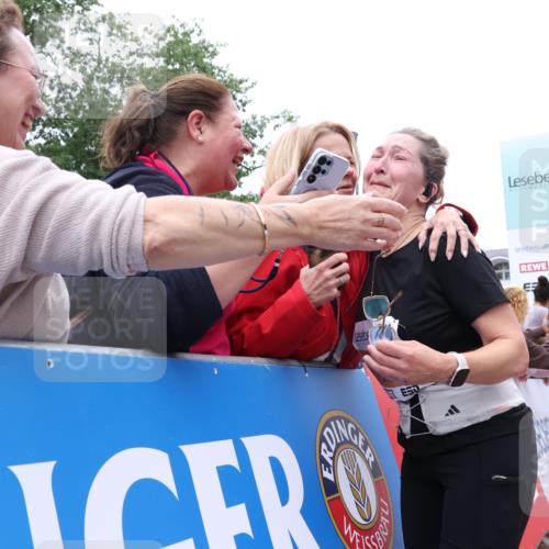 30.08.2026 - Blankeneser Heldenlauf Lena Gebhardt http://msf.ph/oto/10064558 30.08.2026 12:45:39 Ziel 2496, 4032 meine-sportfotos.de