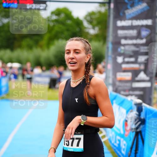 30.08.2026 - Elbe Triathlon Hamburg LAZAROV Photography http://msf.ph/oto/10064560 30.08.2026 12:05:44 Ziel 564, 1475, 1508 meine-sportfotos.de