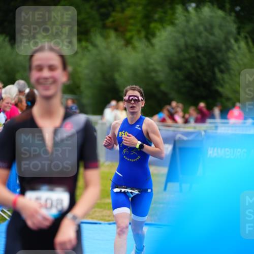 30.08.2026 - Elbe Triathlon Hamburg LAZAROV Photography http://msf.ph/oto/10064573 30.08.2026 12:05:49 Ziel 1396, 1508 meine-sportfotos.de
