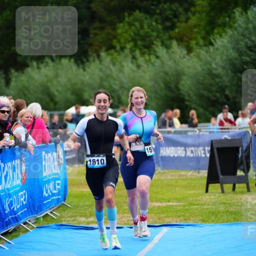 30.08.2026 - Elbe Triathlon Hamburg LAZAROV Photography http://msf.ph/oto/10064705 30.08.2026 12:07:04 Ziel 1513, 1550, 1610 meine-sportfotos.de