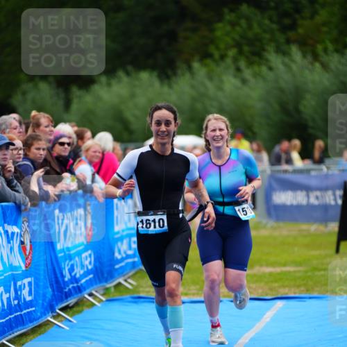 30.08.2026 - Elbe Triathlon Hamburg LAZAROV Photography http://msf.ph/oto/10064706 30.08.2026 12:07:05 Ziel 947, 1513, 1550, 1610 meine-sportfotos.de