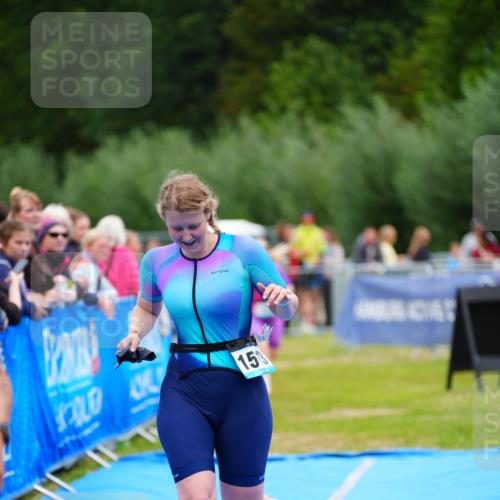 30.08.2026 - Elbe Triathlon Hamburg LAZAROV Photography http://msf.ph/oto/10064713 30.08.2026 12:07:06 Ziel 947, 1513, 1550, 1610 meine-sportfotos.de