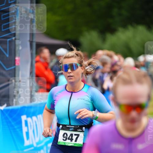 30.08.2026 - Elbe Triathlon Hamburg LAZAROV Photography http://msf.ph/oto/10064727 30.08.2026 12:07:15 Ziel 947, 1550 meine-sportfotos.de