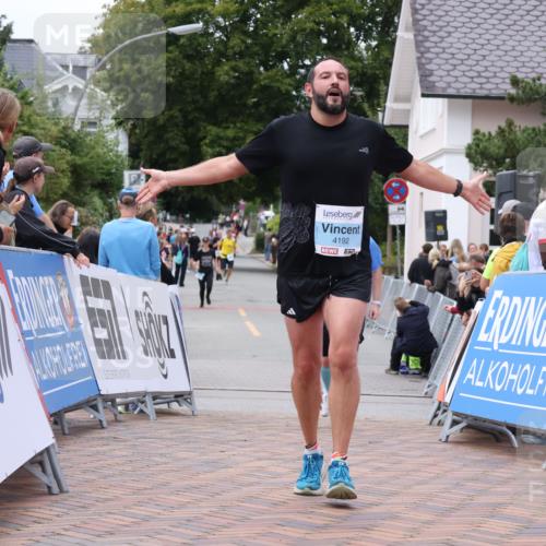 30.08.2026 - Blankeneser Heldenlauf Lena Gebhardt http://msf.ph/oto/10064753 30.08.2026 12:46:32 Ziel 4057, 4090, 4192, 4198 meine-sportfotos.de