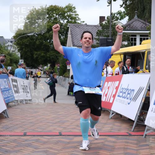 30.08.2026 - Blankeneser Heldenlauf Lena Gebhardt http://msf.ph/oto/10064772 30.08.2026 12:46:36 Ziel 4057, 4192 meine-sportfotos.de
