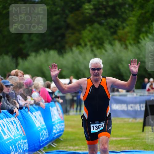 30.08.2026 - Elbe Triathlon Hamburg LAZAROV Photography http://msf.ph/oto/10064778 30.08.2026 12:07:38 Ziel 1364, 1538 meine-sportfotos.de