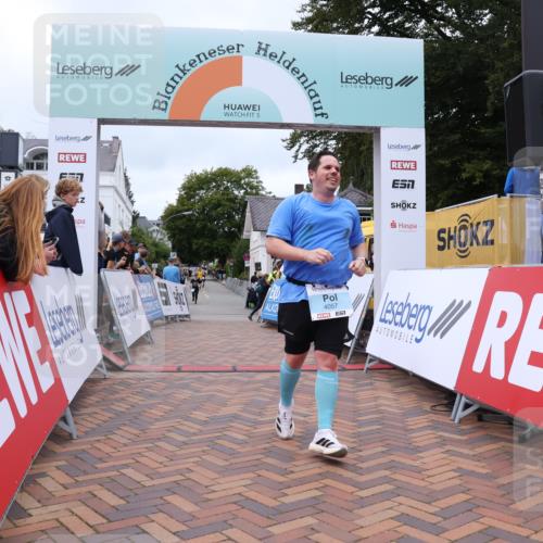 30.08.2026 - Blankeneser Heldenlauf Lena Gebhardt http://msf.ph/oto/10064779 30.08.2026 12:46:38 Ziel 4057, 4192 meine-sportfotos.de