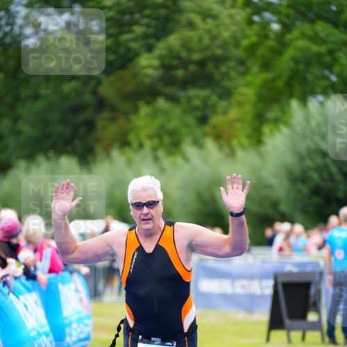 30.08.2026 - Elbe Triathlon Hamburg LAZAROV Photography http://msf.ph/oto/10064780 30.08.2026 12:07:38 Ziel 1364, 1538 meine-sportfotos.de