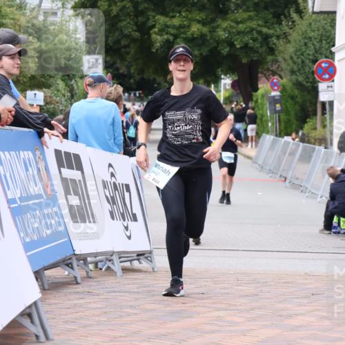 30.08.2026 - Blankeneser Heldenlauf Lena Gebhardt http://msf.ph/oto/10064786 30.08.2026 12:46:44 Ziel 4057, 4442 meine-sportfotos.de