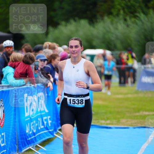 30.08.2026 - Elbe Triathlon Hamburg LAZAROV Photography http://msf.ph/oto/10064789 30.08.2026 12:07:42 Ziel 1364, 1538 meine-sportfotos.de