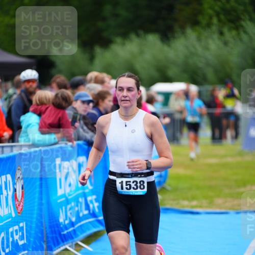 30.08.2026 - Elbe Triathlon Hamburg LAZAROV Photography http://msf.ph/oto/10064791 30.08.2026 12:07:42 Ziel 1364, 1538 meine-sportfotos.de