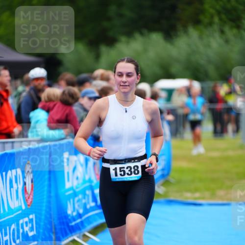 30.08.2026 - Elbe Triathlon Hamburg LAZAROV Photography http://msf.ph/oto/10064792 30.08.2026 12:07:42 Ziel 1364, 1538 meine-sportfotos.de