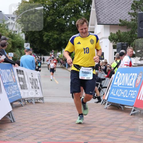 30.08.2026 - Blankeneser Heldenlauf Lena Gebhardt http://msf.ph/oto/10064807 30.08.2026 12:46:50 Ziel 4175, 4315, 4442 meine-sportfotos.de