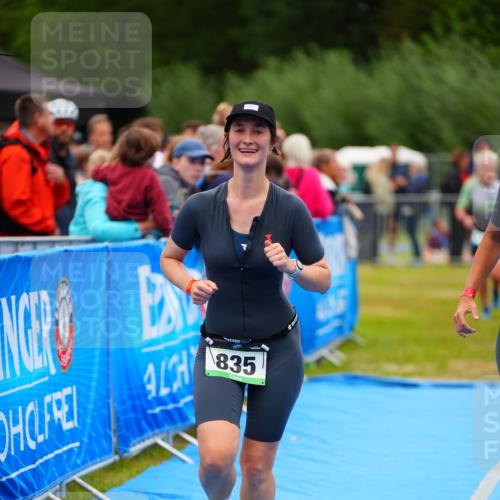 30.08.2026 - Elbe Triathlon Hamburg LAZAROV Photography http://msf.ph/oto/10064835 30.08.2026 12:08:00 Ziel 835, 1095, 1366, 1501 meine-sportfotos.de