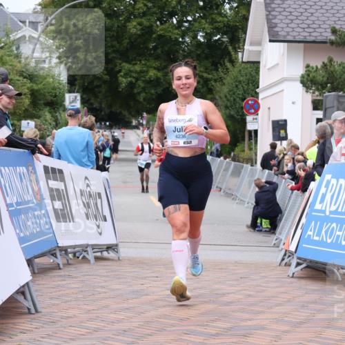 30.08.2026 - Blankeneser Heldenlauf Lena Gebhardt http://msf.ph/oto/10064843 30.08.2026 12:47:00 Ziel 4236, 4315 meine-sportfotos.de