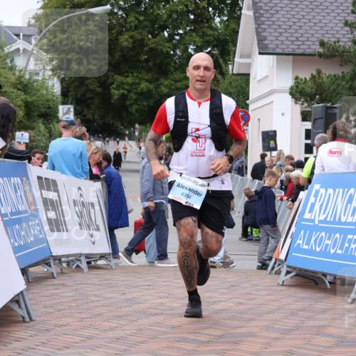 30.08.2026 - Blankeneser Heldenlauf Lena Gebhardt http://msf.ph/oto/10064880 30.08.2026 12:47:12 Ziel 4177, 4384 meine-sportfotos.de