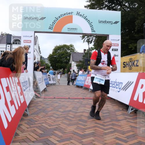 30.08.2026 - Blankeneser Heldenlauf Lena Gebhardt http://msf.ph/oto/10064895 30.08.2026 12:47:14 Ziel 4177, 4384 meine-sportfotos.de