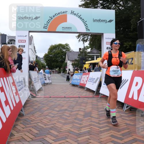 30.08.2026 - Blankeneser Heldenlauf Lena Gebhardt http://msf.ph/oto/10064954 30.08.2026 12:47:58 Ziel 4007 meine-sportfotos.de