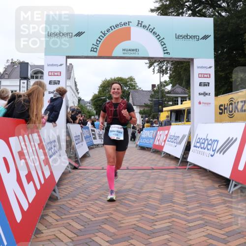 30.08.2026 - Blankeneser Heldenlauf Lena Gebhardt http://msf.ph/oto/10064973 30.08.2026 12:48:22 Ziel 4006, 4344 meine-sportfotos.de