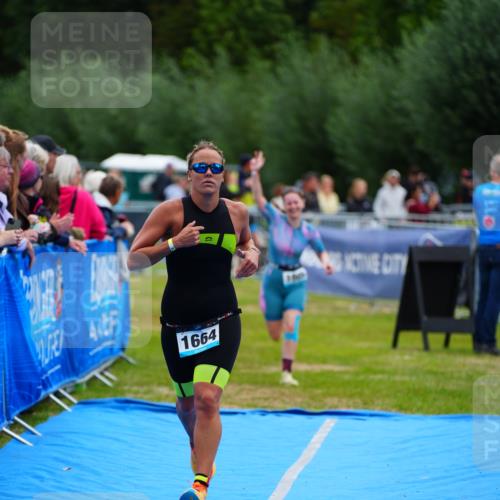 30.08.2026 - Elbe Triathlon Hamburg LAZAROV Photography http://msf.ph/oto/10064980 30.08.2026 12:09:15 Ziel 1505, 1664 meine-sportfotos.de
