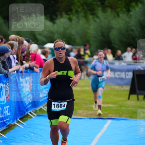 30.08.2026 - Elbe Triathlon Hamburg LAZAROV Photography http://msf.ph/oto/10064984 30.08.2026 12:09:16 Ziel 1505, 1664 meine-sportfotos.de