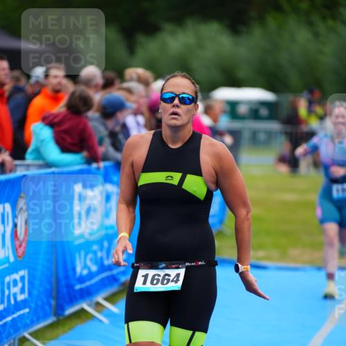 30.08.2026 - Elbe Triathlon Hamburg LAZAROV Photography http://msf.ph/oto/10064986 30.08.2026 12:09:17 Ziel 1505, 1664 meine-sportfotos.de