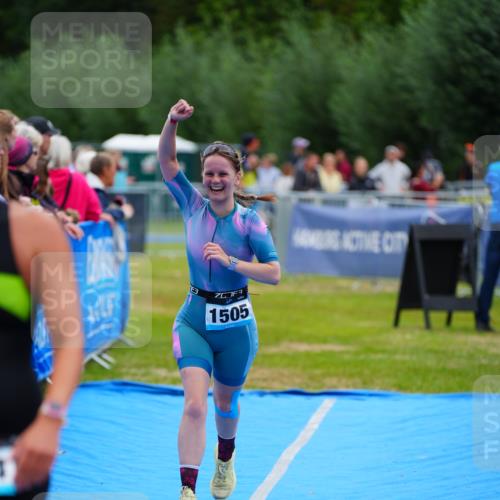 30.08.2026 - Elbe Triathlon Hamburg LAZAROV Photography http://msf.ph/oto/10064992 30.08.2026 12:09:18 Ziel 1505, 1664 meine-sportfotos.de