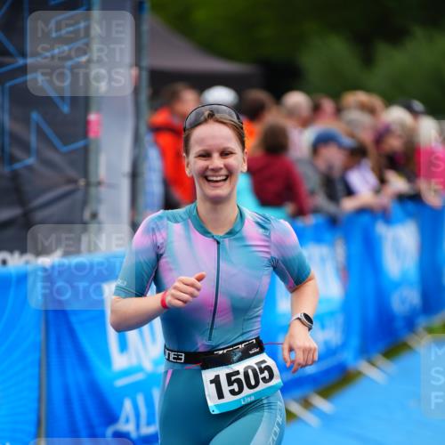 30.08.2026 - Elbe Triathlon Hamburg LAZAROV Photography http://msf.ph/oto/10065000 30.08.2026 12:09:20 Ziel 1505, 1664 meine-sportfotos.de