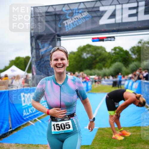 30.08.2026 - Elbe Triathlon Hamburg LAZAROV Photography http://msf.ph/oto/10065006 30.08.2026 12:09:27 Ziel 1561, 1640 meine-sportfotos.de