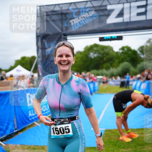 30.08.2026 - Elbe Triathlon Hamburg LAZAROV Photography http://msf.ph/oto/10065007 30.08.2026 12:09:27 Ziel 1561, 1640 meine-sportfotos.de