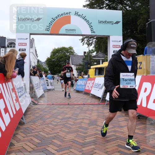 30.08.2026 - Blankeneser Heldenlauf Lena Gebhardt http://msf.ph/oto/10065019 30.08.2026 12:48:31 Ziel 4005, 4014, 4146, 4197, 4344, 4368, 4369 meine-sportfotos.de