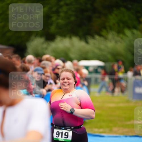 30.08.2026 - Elbe Triathlon Hamburg LAZAROV Photography http://msf.ph/oto/10065049 30.08.2026 12:09:40 Ziel 919, 1574 meine-sportfotos.de