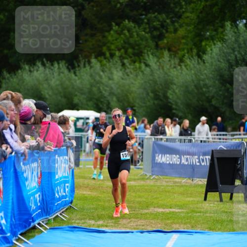 30.08.2026 - Elbe Triathlon Hamburg LAZAROV Photography http://msf.ph/oto/10065056 30.08.2026 12:09:54 Ziel 1593, 1687 meine-sportfotos.de