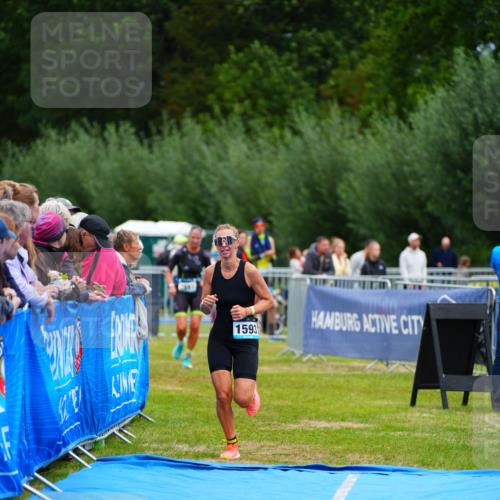 30.08.2026 - Elbe Triathlon Hamburg LAZAROV Photography http://msf.ph/oto/10065060 30.08.2026 12:09:54 Ziel 1593, 1687 meine-sportfotos.de