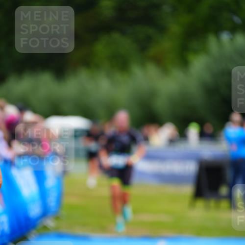 30.08.2026 - Elbe Triathlon Hamburg LAZAROV Photography http://msf.ph/oto/10065075 30.08.2026 12:09:59 Ziel 1593, 1687 meine-sportfotos.de