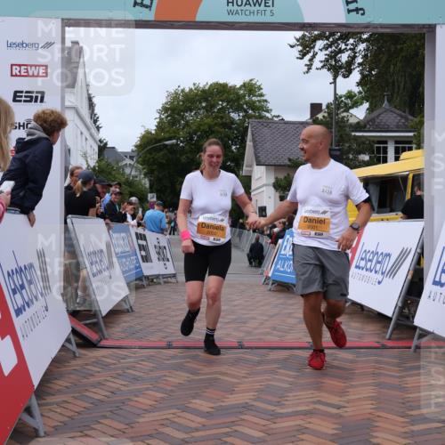 30.08.2026 - Blankeneser Heldenlauf Lena Gebhardt http://msf.ph/oto/10065077 30.08.2026 12:48:48 Ziel 2001, 2002, 2091 meine-sportfotos.de