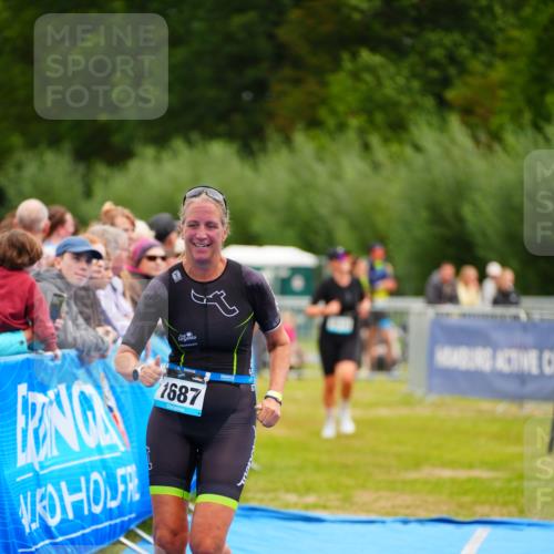 30.08.2026 - Elbe Triathlon Hamburg LAZAROV Photography http://msf.ph/oto/10065086 30.08.2026 12:10:02 Ziel 1515, 1687 meine-sportfotos.de