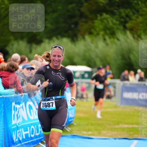 30.08.2026 - Elbe Triathlon Hamburg LAZAROV Photography http://msf.ph/oto/10065087 30.08.2026 12:10:02 Ziel 1515, 1687 meine-sportfotos.de
