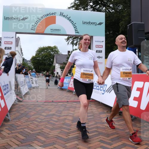 30.08.2026 - Blankeneser Heldenlauf Lena Gebhardt http://msf.ph/oto/10065088 30.08.2026 12:48:50 Ziel 2001, 2002, 2091, 4076 meine-sportfotos.de
