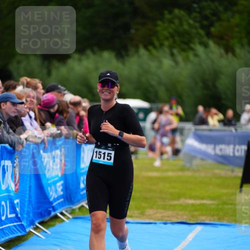 30.08.2026 - Elbe Triathlon Hamburg LAZAROV Photography http://msf.ph/oto/10065094 30.08.2026 12:10:08 Ziel 1515, 1626 meine-sportfotos.de