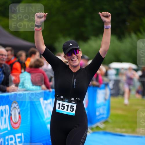 30.08.2026 - Elbe Triathlon Hamburg LAZAROV Photography http://msf.ph/oto/10065103 30.08.2026 12:10:09 Ziel 1515, 1626 meine-sportfotos.de