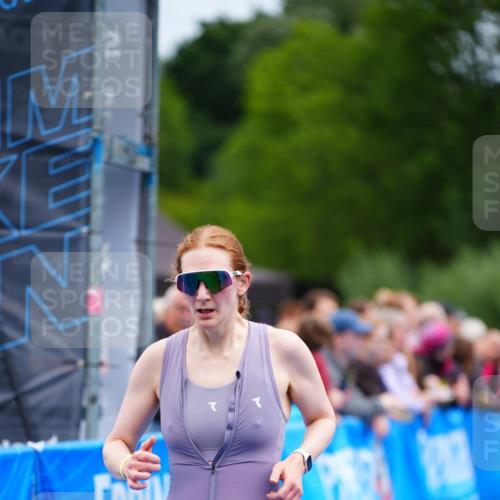 30.08.2026 - Elbe Triathlon Hamburg LAZAROV Photography http://msf.ph/oto/10065109 30.08.2026 12:10:17 Ziel 1372, 1382, 1539, 1626 meine-sportfotos.de