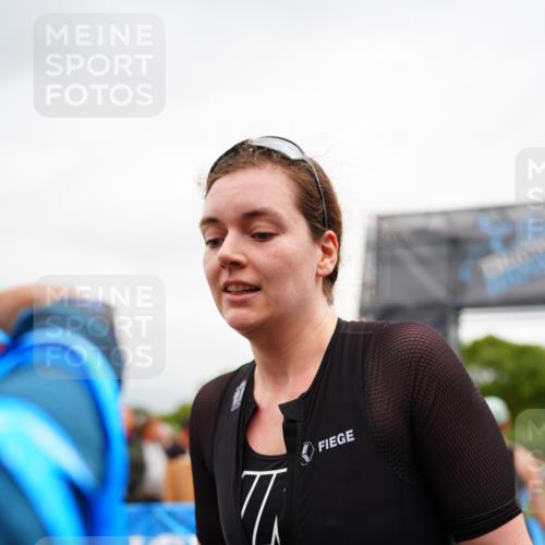 30.08.2026 - Elbe Triathlon Hamburg LAZAROV Photography http://msf.ph/oto/10065144 30.08.2026 12:10:32 Ziel 1427, 1471 meine-sportfotos.de