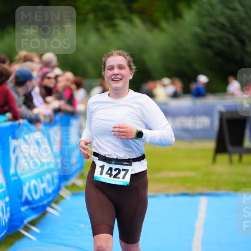 30.08.2026 - Elbe Triathlon Hamburg LAZAROV Photography http://msf.ph/oto/10065164 30.08.2026 12:10:36 Ziel 1427, 1631 meine-sportfotos.de