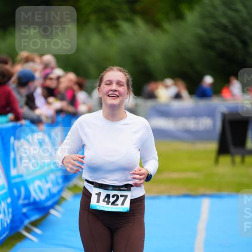 30.08.2026 - Elbe Triathlon Hamburg LAZAROV Photography http://msf.ph/oto/10065165 30.08.2026 12:10:37 Ziel 1427, 1631 meine-sportfotos.de