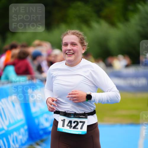 30.08.2026 - Elbe Triathlon Hamburg LAZAROV Photography http://msf.ph/oto/10065169 30.08.2026 12:10:37 Ziel 1427, 1631 meine-sportfotos.de