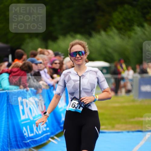 30.08.2026 - Elbe Triathlon Hamburg LAZAROV Photography http://msf.ph/oto/10065189 30.08.2026 12:10:44 Ziel 1631 meine-sportfotos.de